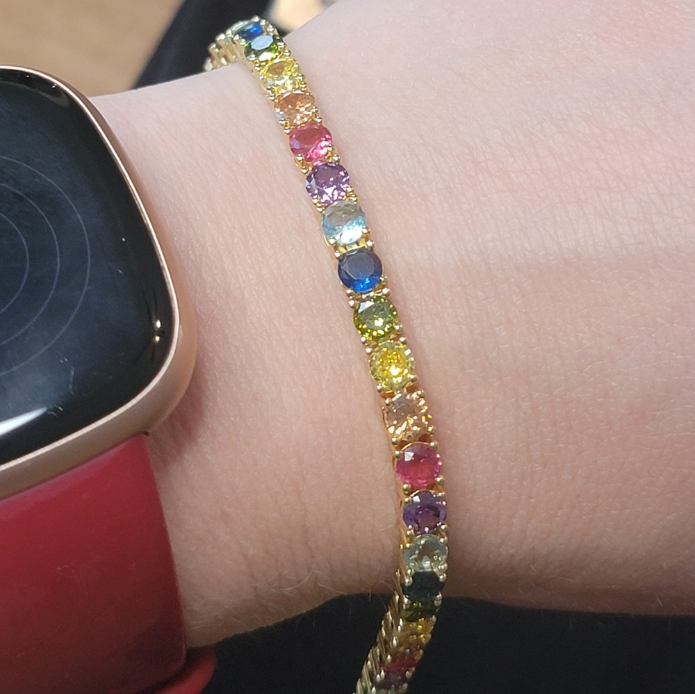 Tennis bracelet